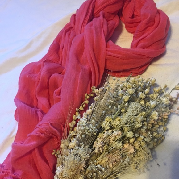 💖Pink Tasseled Scarf - Picture 1 of 2